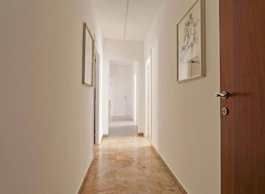 Apartment Merulana 61